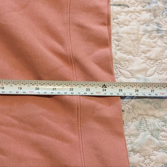 H&M NYC Sweatshirt, Pink, XL - Picture 5 of 5